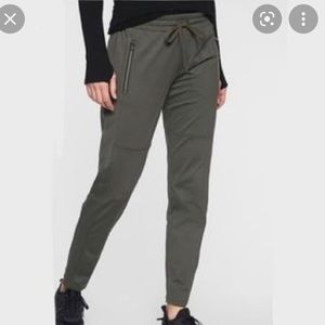 Athleta Hilltop Jogger pants high rise gray lounge athletic zippers XL